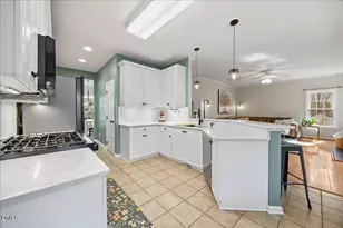 117 Old Bridge Ln, Cary, NC 27518 - Photo 15