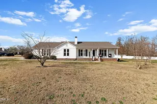 1998 Woodstone Dr, Clayton, NC 27527 - Photo 3