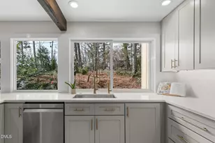 211 Glenhill Ln, Chapel Hill, NC 27514 - Photo 9