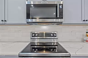 221 Old Hickory Dr, Raleigh, NC 27603 - Photo 9