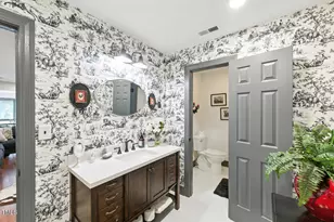 474 E Barefoot Rd, Newton Grove, NC 28366 - Photo 39