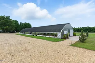 474 E Barefoot Rd, Newton Grove, NC 28366 - Photo 49