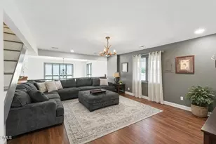 474 E Barefoot Rd, Newton Grove, NC 28366 - Photo 37