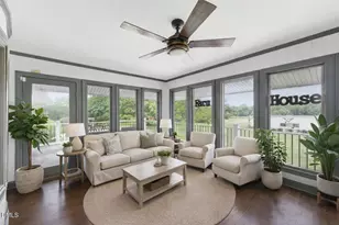 474 E Barefoot Rd, Newton Grove, NC 28366 - Photo 31