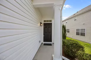 2021 Remington Oaks Cir, Cary, NC 27519 - Photo 5