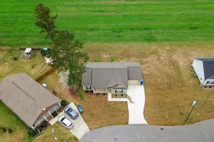 404 S Eastwood Dr, Benson, NC 27504 - Photo 69