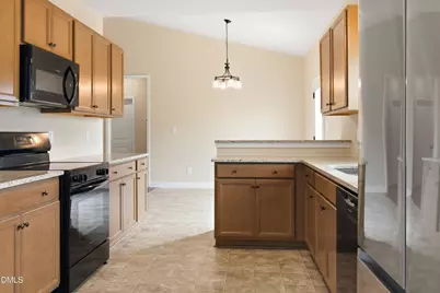 404 S Eastwood Drive, Benson, NC 27504 - Photo 23