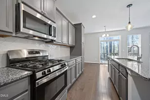 1011 Lathrop Ln, Apex, NC 27523 - Photo 11