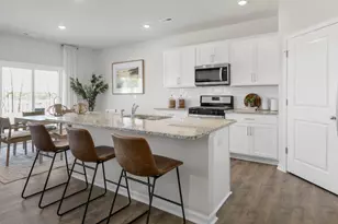 214 Pisgah St, Sanford, NC 27330 - Photo 5