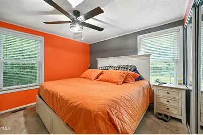 212 Hemlock Drive, Durham, NC 27705 - Photo 17