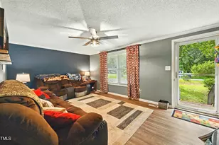 212 Hemlock Dr, Durham, NC 27705 - Photo 7