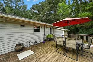 212 Hemlock Dr, Durham, NC 27705 - Photo 19