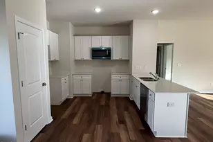 129 Jacobs Rdg Dr, Four Oaks, NC 27524 - Photo 9