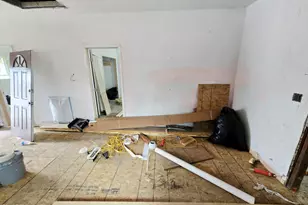 613 Avon Ave, Burlington, NC 27215 - Photo 13