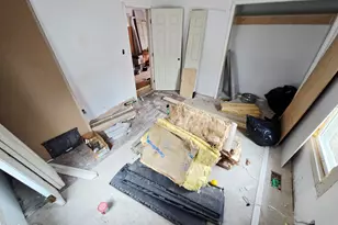 613 Avon Ave, Burlington, NC 27215 - Photo 17