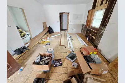 613 Avon Avenue, Burlington, NC 27215 - Photo 11