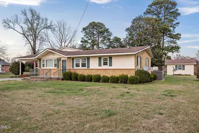 131 Fairview Village Road, Dunn, NC 28334 - Photo 3