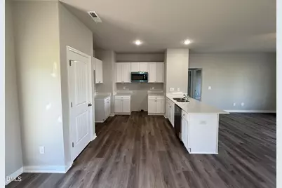 180 Jacobs Ridge Drive, Four Oaks, NC 27524 - Photo 9