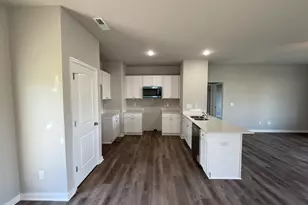 180 Jacobs Rdg Dr, Four Oaks, NC 27524 - Photo 9