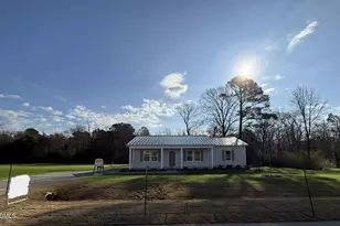 180 Jacobs Rdg Dr, Four Oaks, NC 27524 - Photo 3