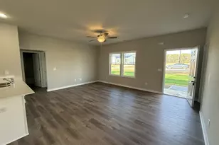 180 Jacobs Rdg Dr, Four Oaks, NC 27524 - Photo 5