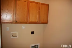 2023 Remington Oaks Cir, Cary, NC 27519 - Photo 11