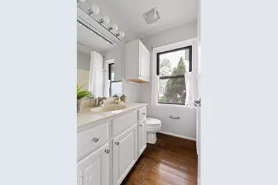 10 Lark Circle, Chapel Hill, NC 27517 - Photo 35