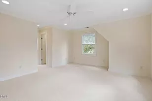 2718 Peachtree St, Raleigh, NC 27608 - Photo 23