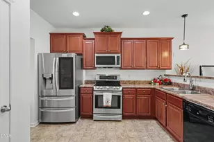 1305 Hosmer Ct, Wake Forest, NC 27587 - Photo 3