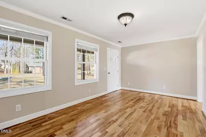 133 Crescent Street, Pine Level, NC 27569 - Photo 9