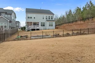 204 Smoky Emerald Way, Holly Springs, NC 27540 - Photo 3