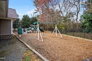 2051 Tanners Mill Dr, Durham, NC 27703 - Photo 35