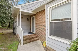 115 Clancy Cir, Cary, NC 27511 - Photo 3