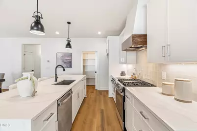 724 Powell Drive, Raleigh, NC 27606 - Photo 7