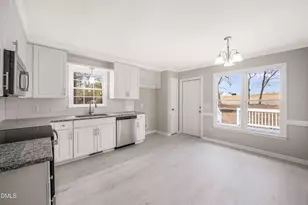 91 Violet Ln, Coats, NC 27521 - Photo 7
