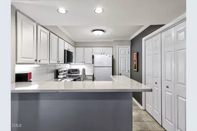 1061 Wirewood Drive #204, Raleigh, NC 27605 - Photo 7