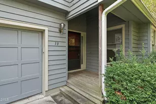 10 Clover Dr, Chapel Hill, NC 27517 - Photo 3