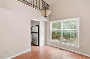 10 Clover Dr, Chapel Hill, NC 27517 - Photo 9