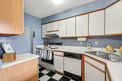 391 Summerwalk Circle, Chapel Hill, NC 27517 - Photo 3