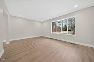 5001 Kinlock Dr, Durham, NC 27712 - Photo 9