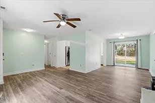 1435 Pineridge Dr, Greenville, NC 27834 - Photo 9