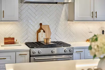 2400 Rockridge Court, Raleigh, NC 27612 - Photo 21