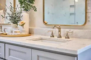 2400 Rockridge Ct, Raleigh, NC 27612 - Photo 31