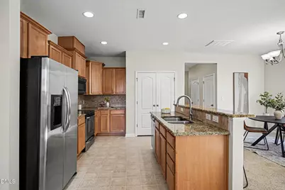 570 Panorama Park Place, Cary, NC 27519 - Photo 7