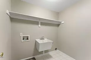 220 Arbordale Ct, Cary, NC 27518 - Photo 37