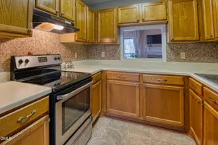 4641 Timbermill Ct, Raleigh, NC 27612 - Photo 9