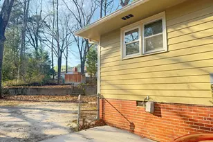 1003 Mohawk Ave, Fayetteville, NC 28303 - Photo 9