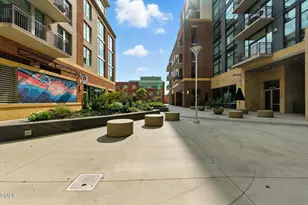 140 W Franklin St, Chapel Hill, NC 27516 - Photo 33