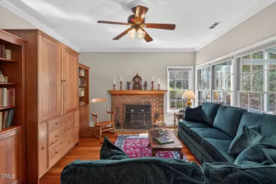 109 S Drawbridge Lane, Cary, NC 27513 - Photo 9