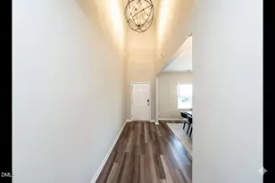 725 Sage Oak Ln, Holly Springs, NC 27540 - Photo 5